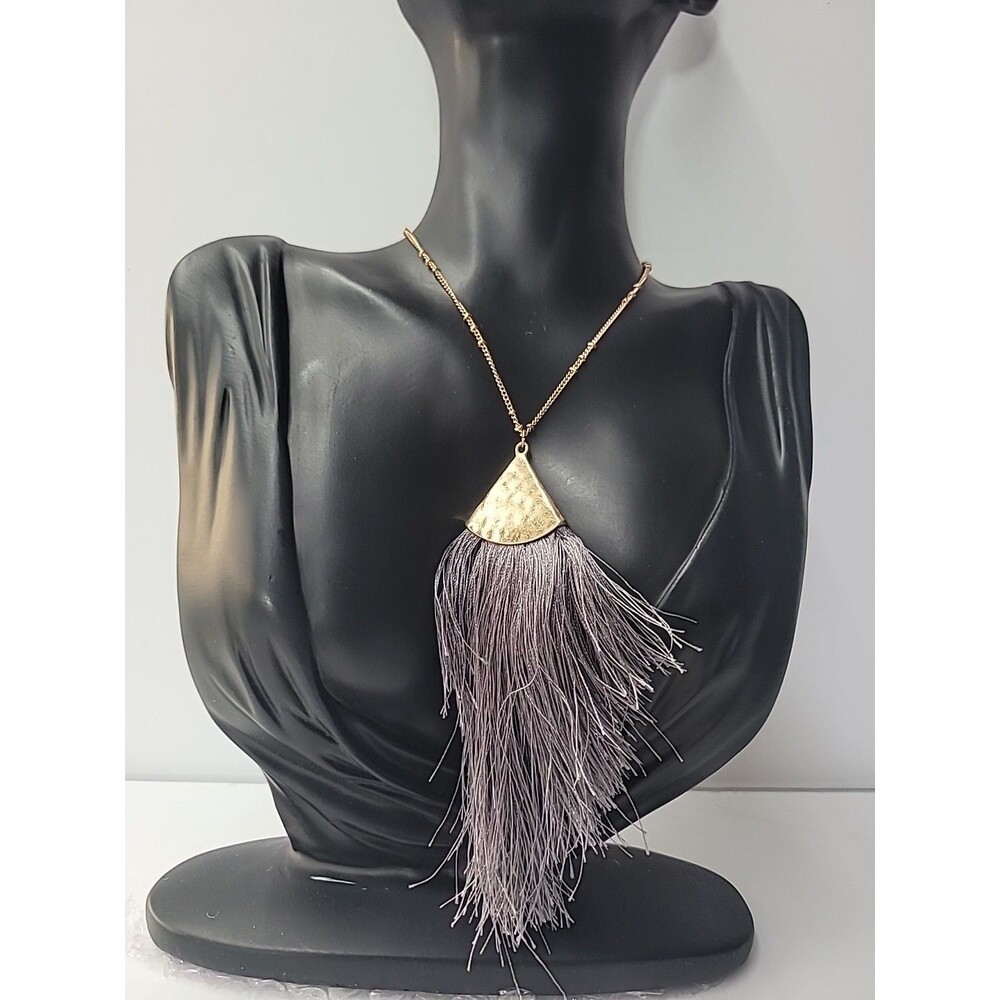 Vintage Gold Tone Hammered Fan Pendant Gray Tassel Necklace Boho Fringe Jewelry